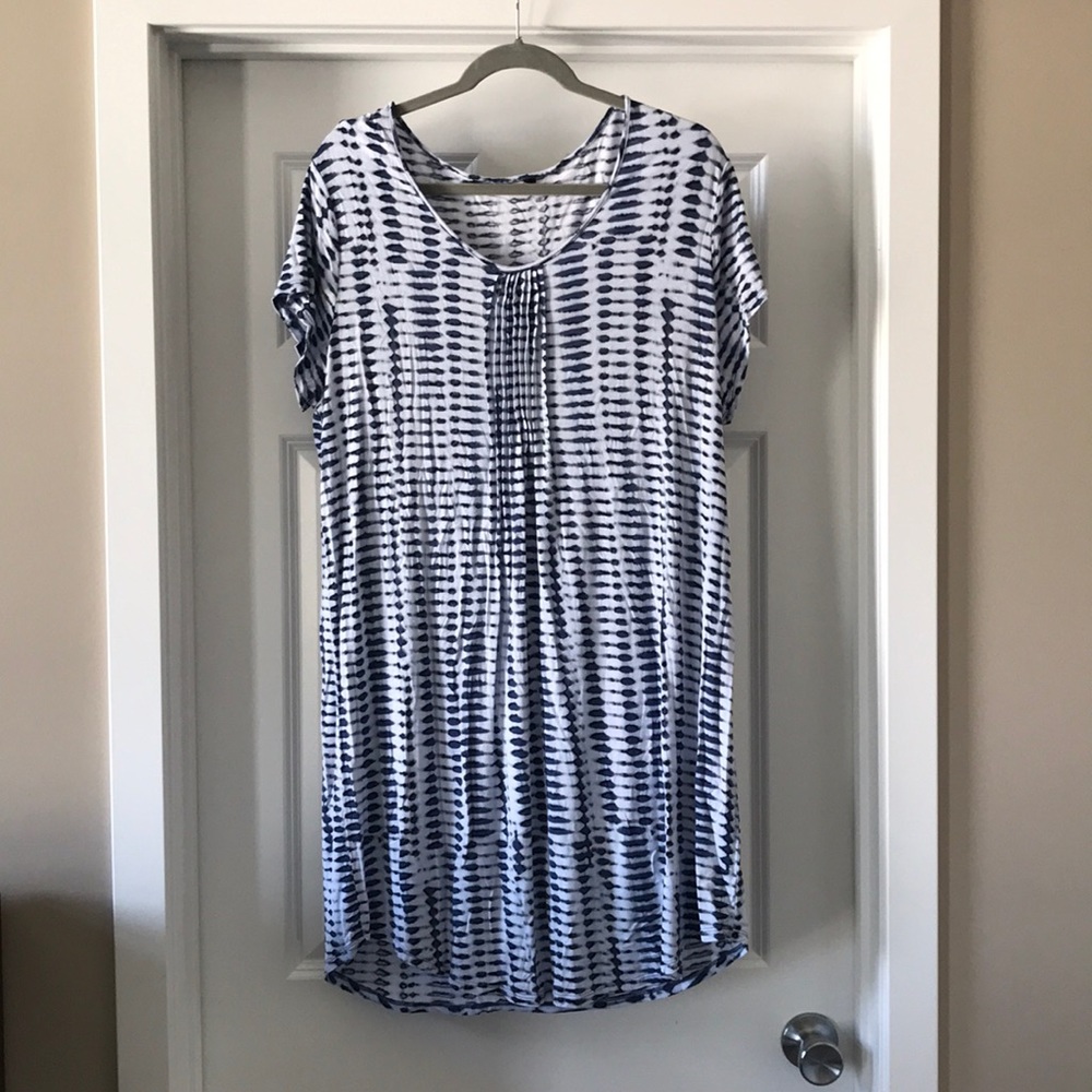 Cap-sleeve tunic t-shirt